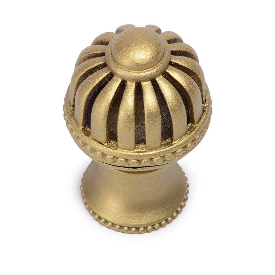 Cricket Cage Medium Round Knob With Flared Foot In Satin.