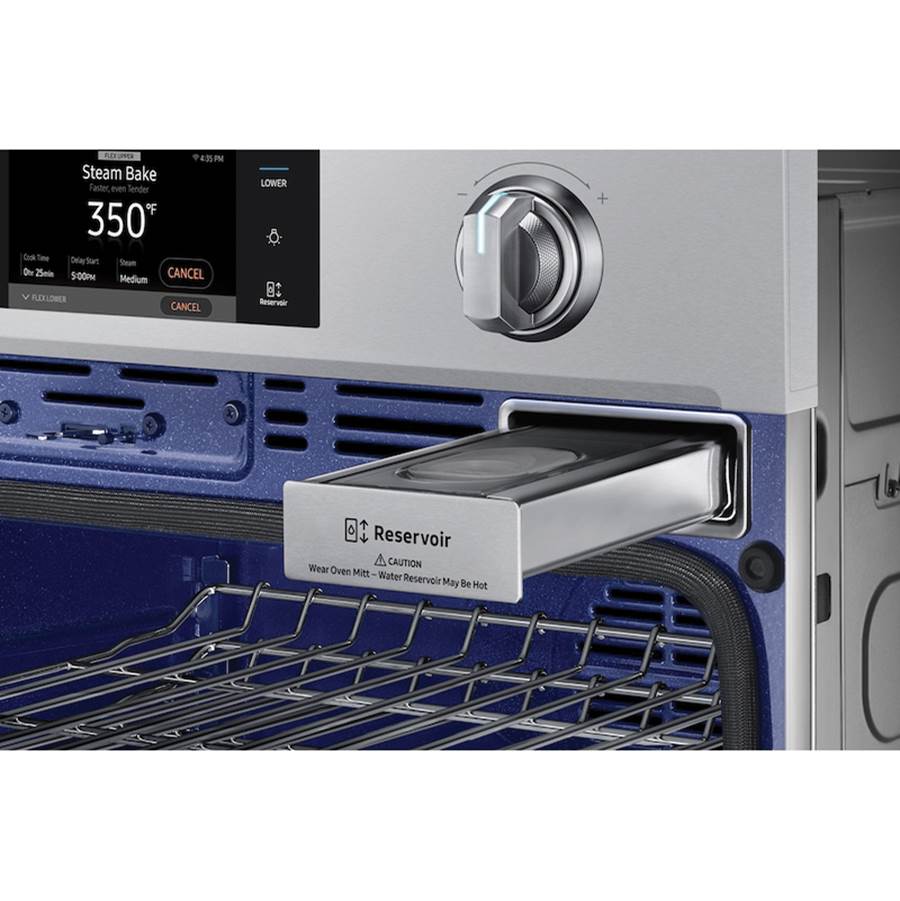 Double Oven, Steam Cooking, Dual Fan True Convection, Spotlight Lighting System, Backlit Touch Controls, Glide Rack (Upper), Wi-Fi, 5.1 cu-ft, 30''