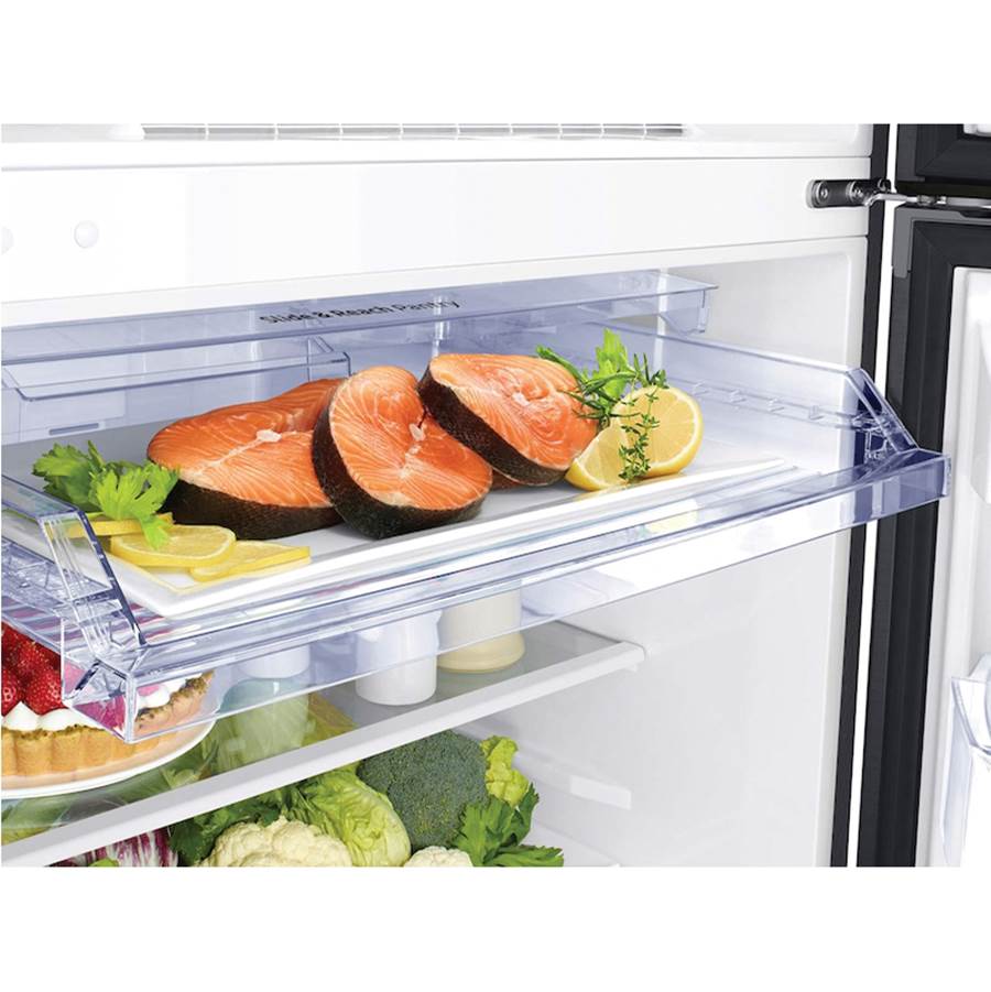 Factory installed Ice Maker, Top Mount, Black Stainless, 18 cu-ft