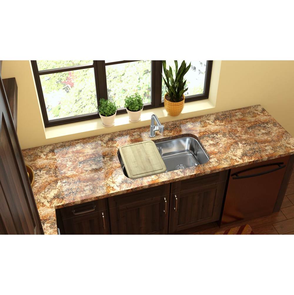 Hardwood 13-1/2'' x 17'' x 1'' Cutting Board