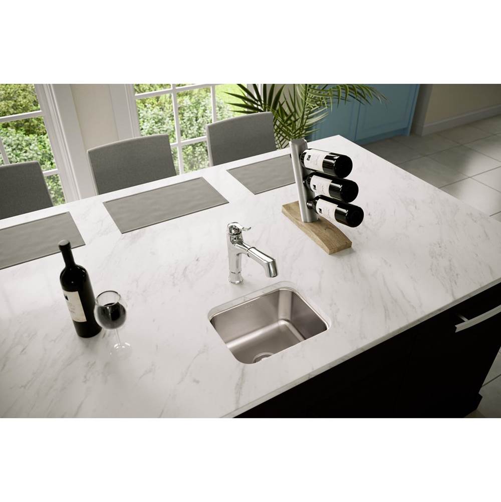 18 Gauge Stainless Steel 14.5'' x 11.75'' x 7'' Single Bowl Undermount Bar/Prep Sink