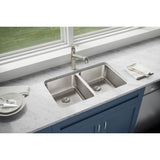 18 Gauge Stainless Steel 30.75'' x 18.5'' x 7.875'' Double Bowl Undermount Kitchen Sink