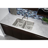 18 Gauge Stainless Steel 31.25'' x 20'' x 9.875'' Double Bowl Undermount Kitchen Sink