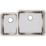 18 Gauge Stainless Steel 35.25'' x 20.5'' x 9.875'' Double Bowl Undermount Kitchen Sink