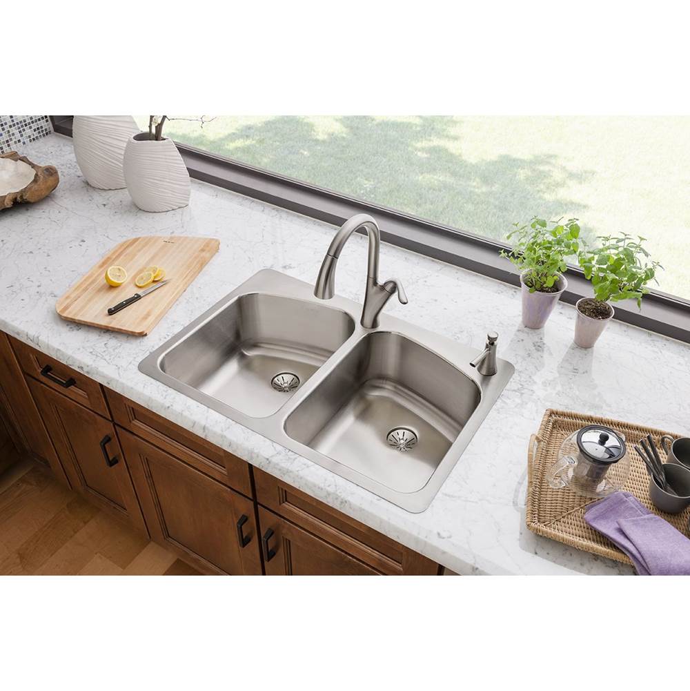 18 Gauge Stainless Steel 33'' x 22'' x 9'' Double Bowl Dual Mount Kitchen Sink Kit
