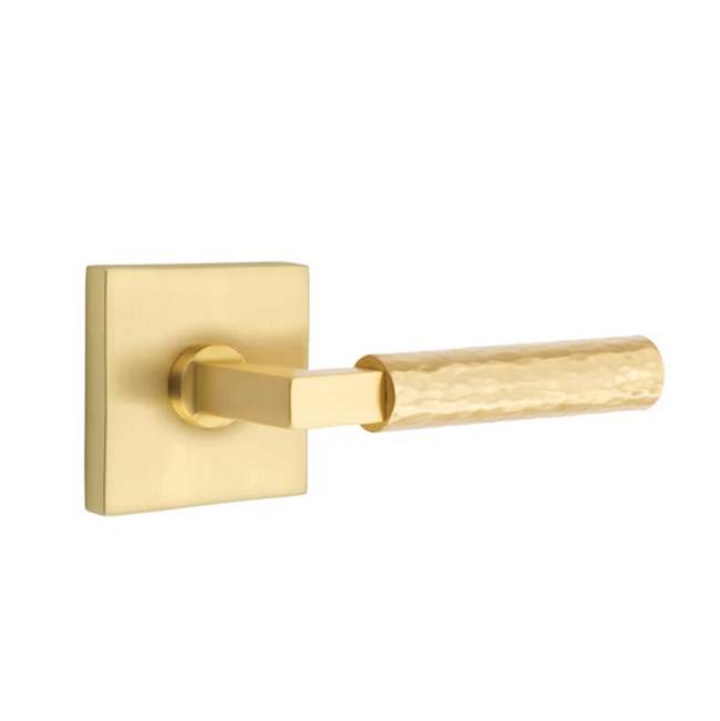 Emtek - Passage, Square Rosette US4, L-Square Stem US4, Hammered Handle US4 RH - Satin Brass