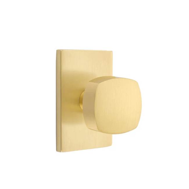 Emtek - Passage, Modern Rectangular Rosette, Freestone Square Knob, US4 - Satin Brass