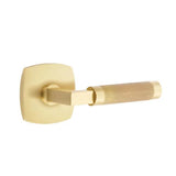 Emtek - Passage, Urban Modern Rosette US4, L-Square Stem US4, Knurled Handle US4 RH - Satin Brass