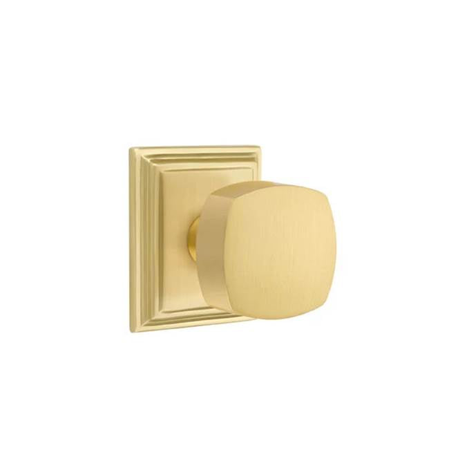 Emtek - Concealed, Privacy, Wilshire Rosette, Freestone Knob, US4 - Satin Brass