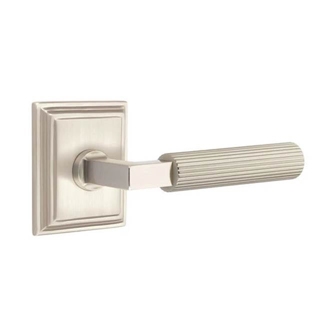 Emtek - Passage, Wilshire Rosette US15, L-Square Stem US15, Straight Knurled Handle US15 LH - Satin Nickel
