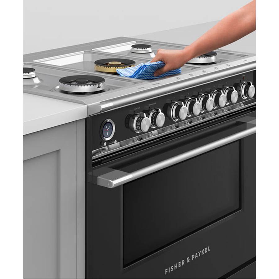 36'' Range, 5 Burners, Self-cleaning, Black