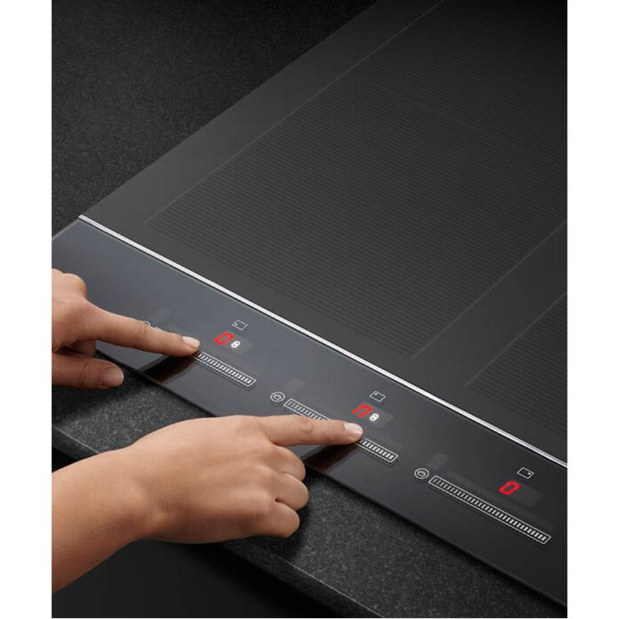 24'' Cooktop, 4 Zones with SmartZone