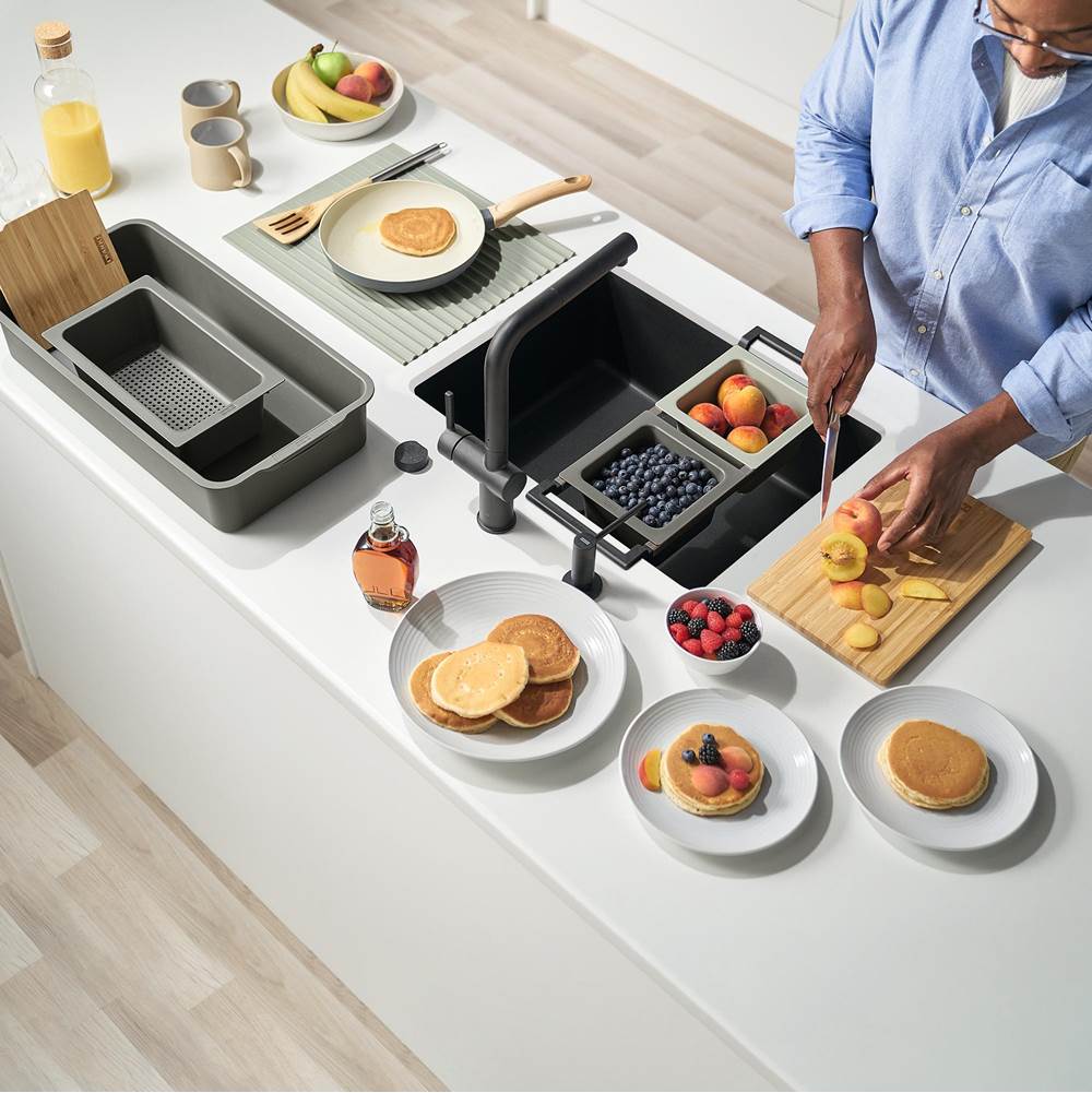AIUS300 All-In Universal Accessory System