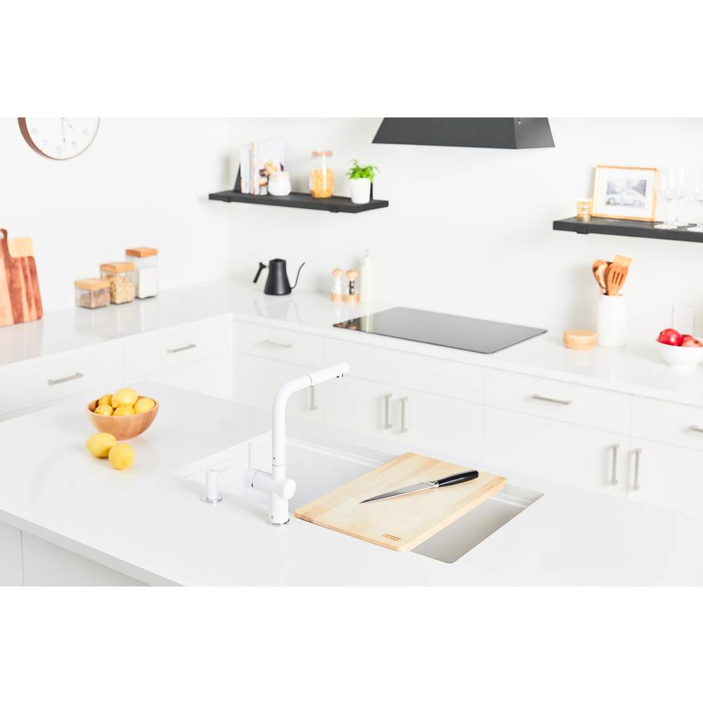 Maris Undermount 31-in x 17.81-in Granite Single Bowl Kitchen Sink in Champagne