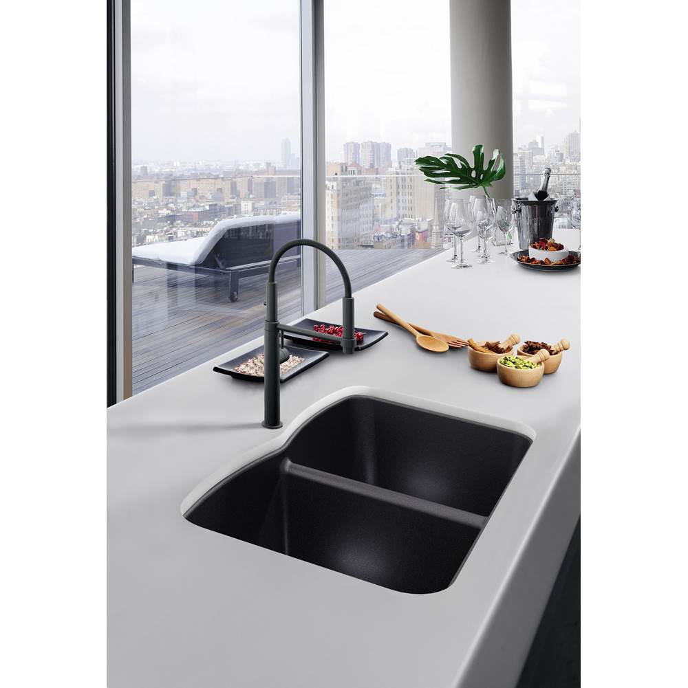 Pescara 18-inch Single Handle Semi-Pro Kitchen Faucet in Matte Black, PES-360-MBK