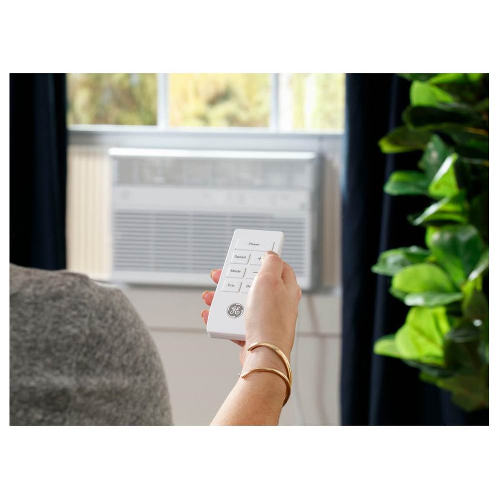 GE  Window - Heat/Cool - 230/208 Volt - Electronic