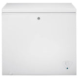 GE Appliances - 7.0 Cu. Ft. Manual Defrost Chest Freezer - White on White