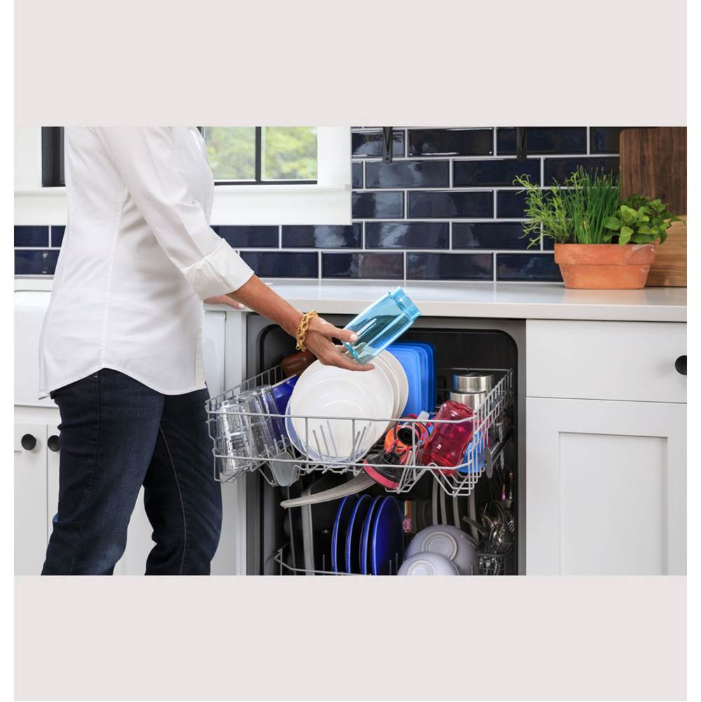 Dishwasher With Front Controls With Power Cord