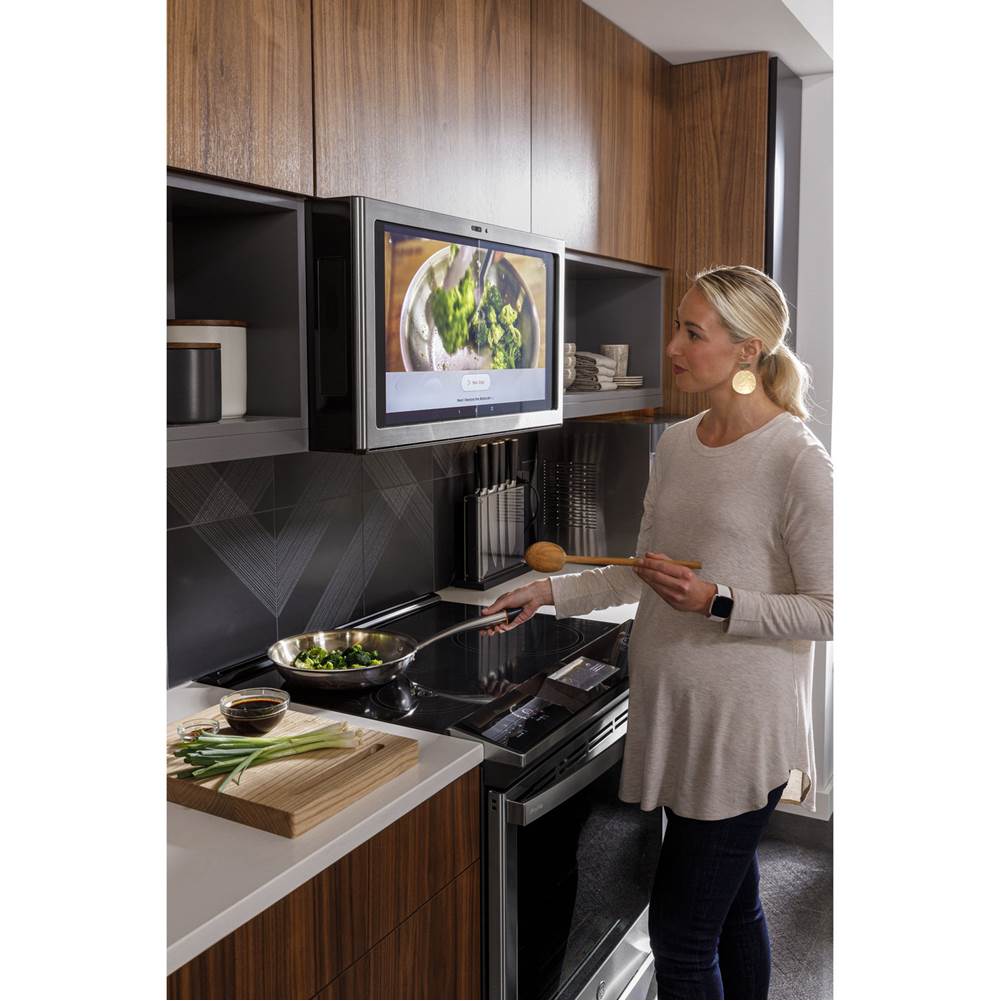 30'' Smart Slide-In Front-Control Induction Fingerprint Resistant Range With In Oven Camera
