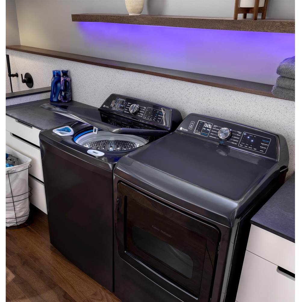 7.3 Cu. Ft. Capacity Smart Gas Dryer With Fabric Refresh