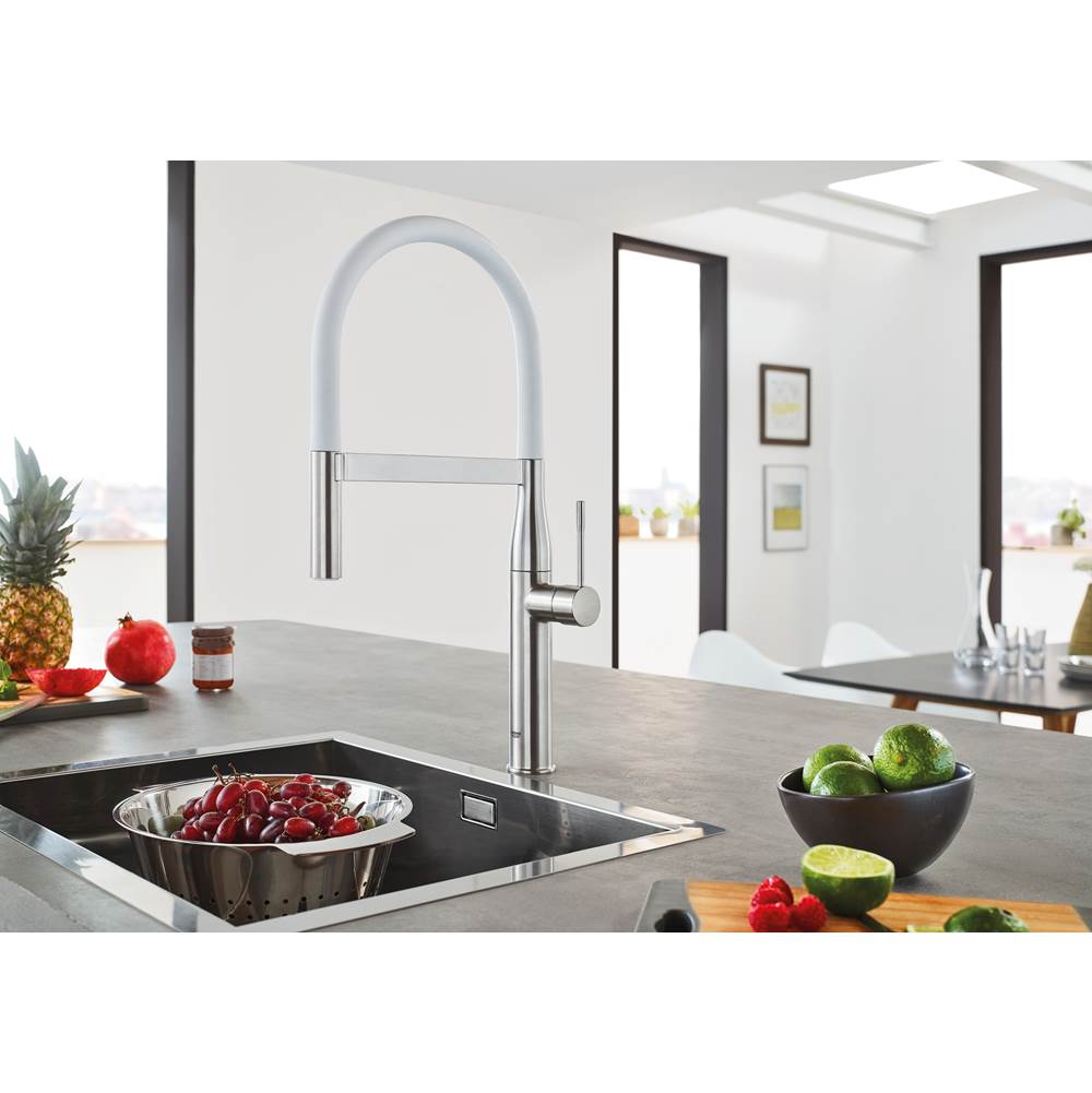 Single-Handle Semi-Pro Dual Spray Kitchen Faucet 1.75 GPM