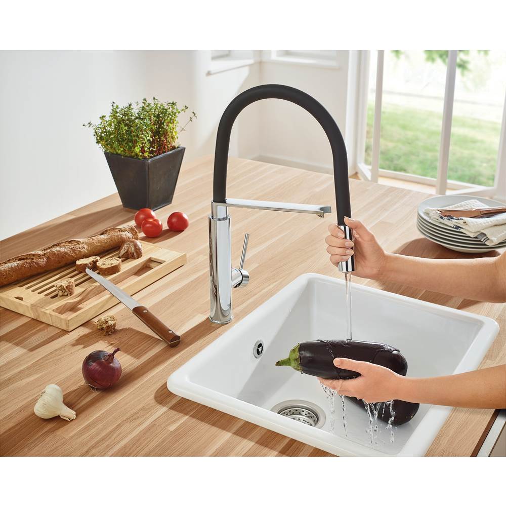 Single-Handle Semi-Pro Dual Spray Kitchen Faucet 1.75 GPM