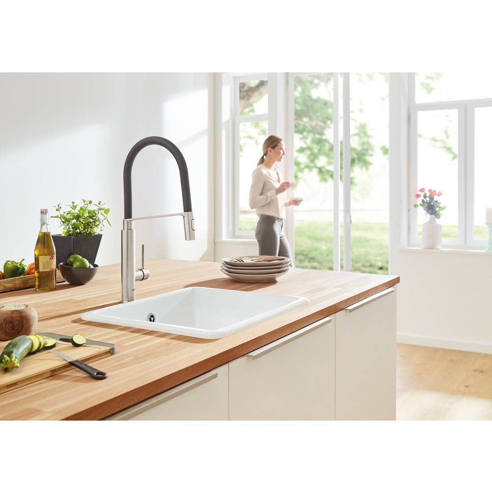 Single-Handle Semi-Pro Dual Spray Kitchen Faucet 1.75 GPM