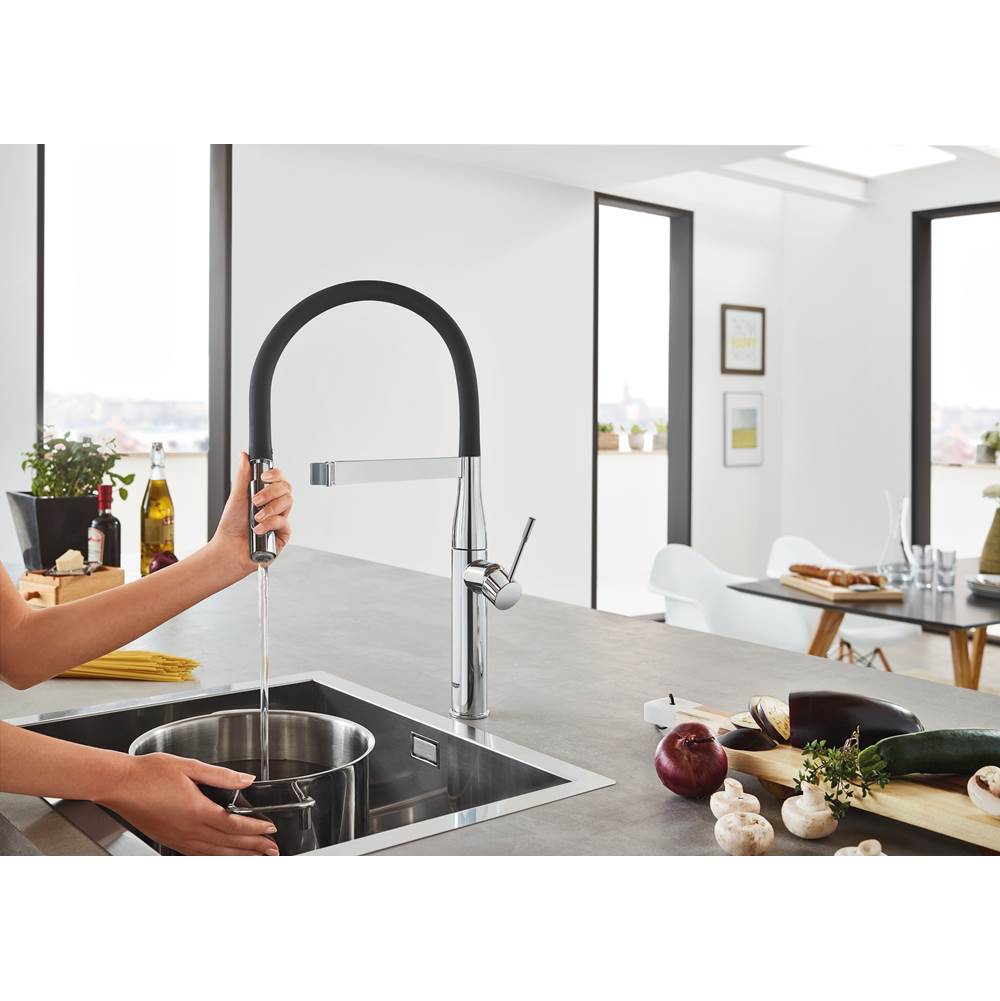 Single-Handle Semi-Pro Dual Spray Kitchen Faucet 1.75 GPM
