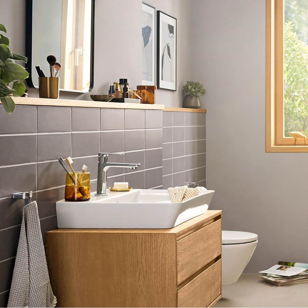 Rebris E Single-Hole Faucet 110 with Pop-Up Drain, 1.2 GPM in Chrome