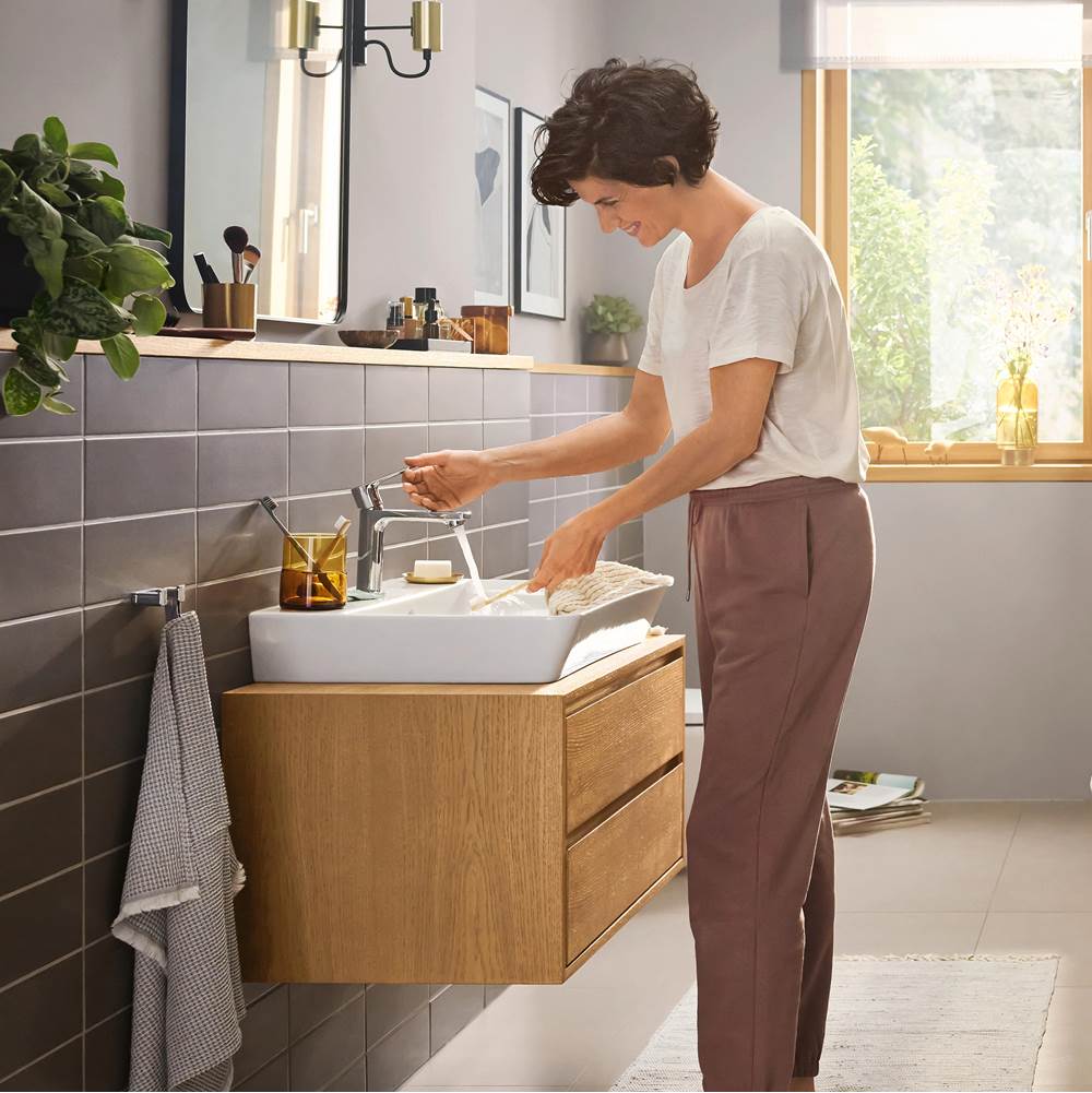 Rebris E Single-Hole Faucet 110 with Pop-Up Drain, 1.2 GPM in Chrome