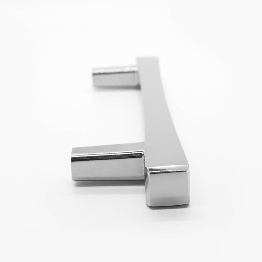 Diamond 4 in (101.6 mm) Center to Center Matte Black Cabinet Pull