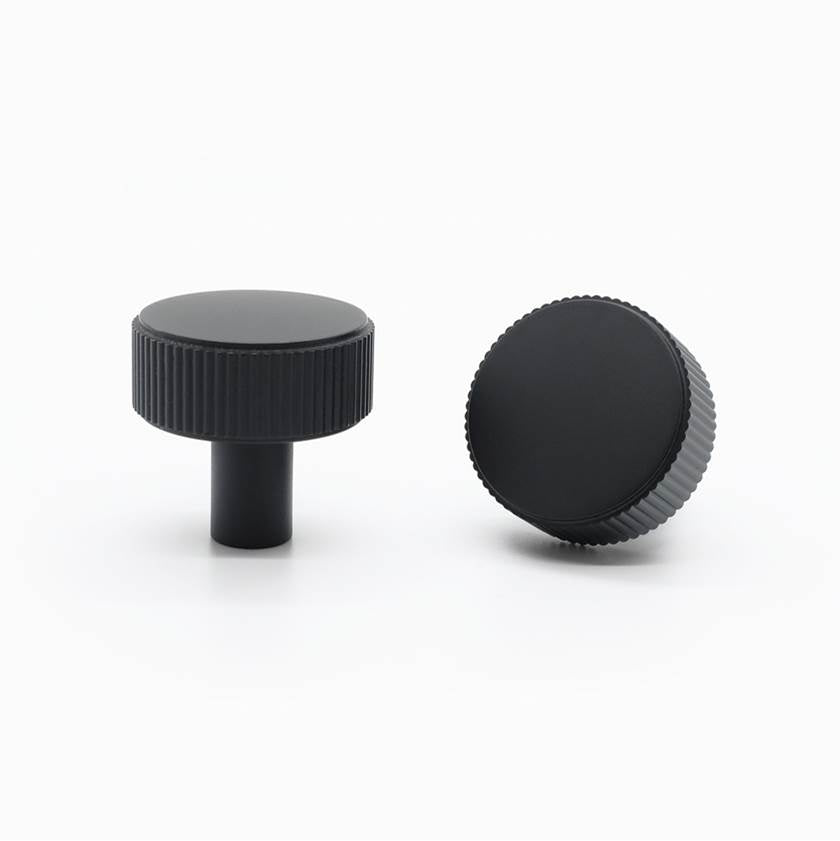 Ribbed 1-3/8 in (35 mm) Width Matte Black Cabinet Knob