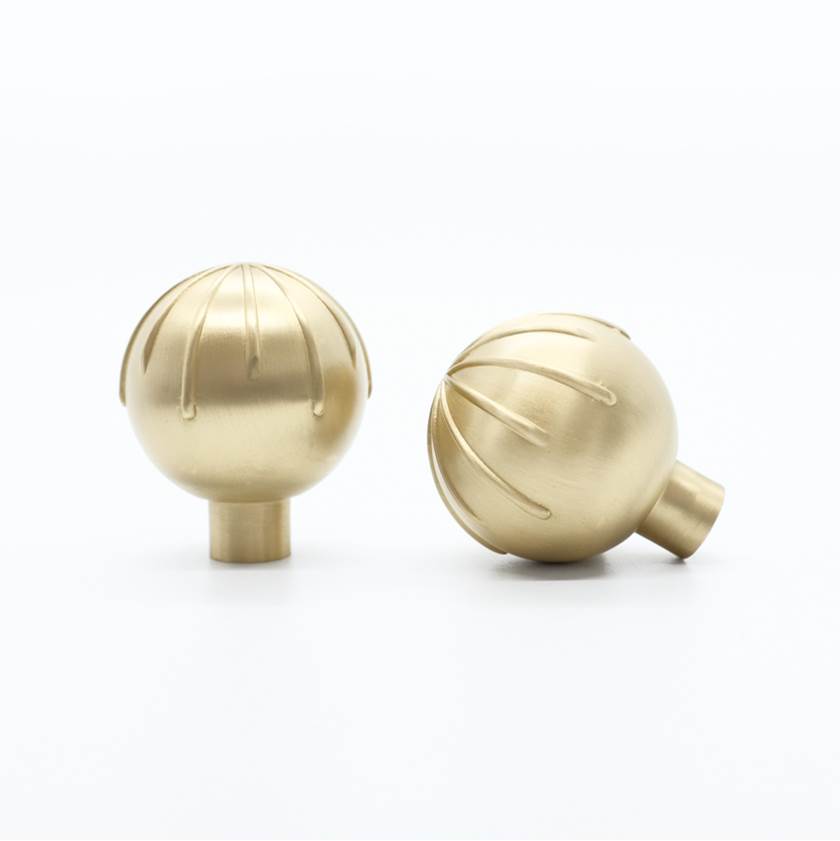 Sunburst 1-3/8 in (35 mm) Width Polished Nickel Cabinet Knob