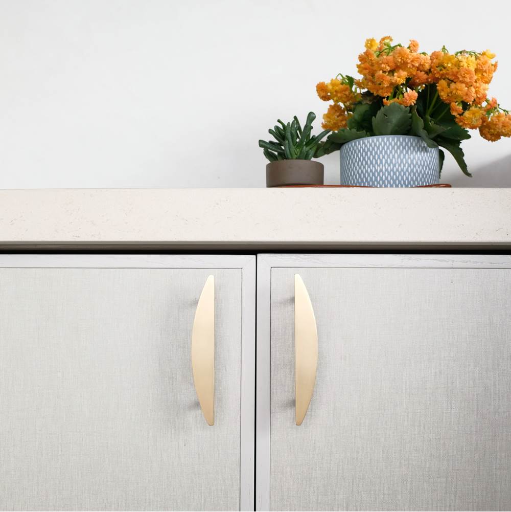 Half Moon 4 in (101.6 mm) Center to Center Matte Black Cabinet Pull