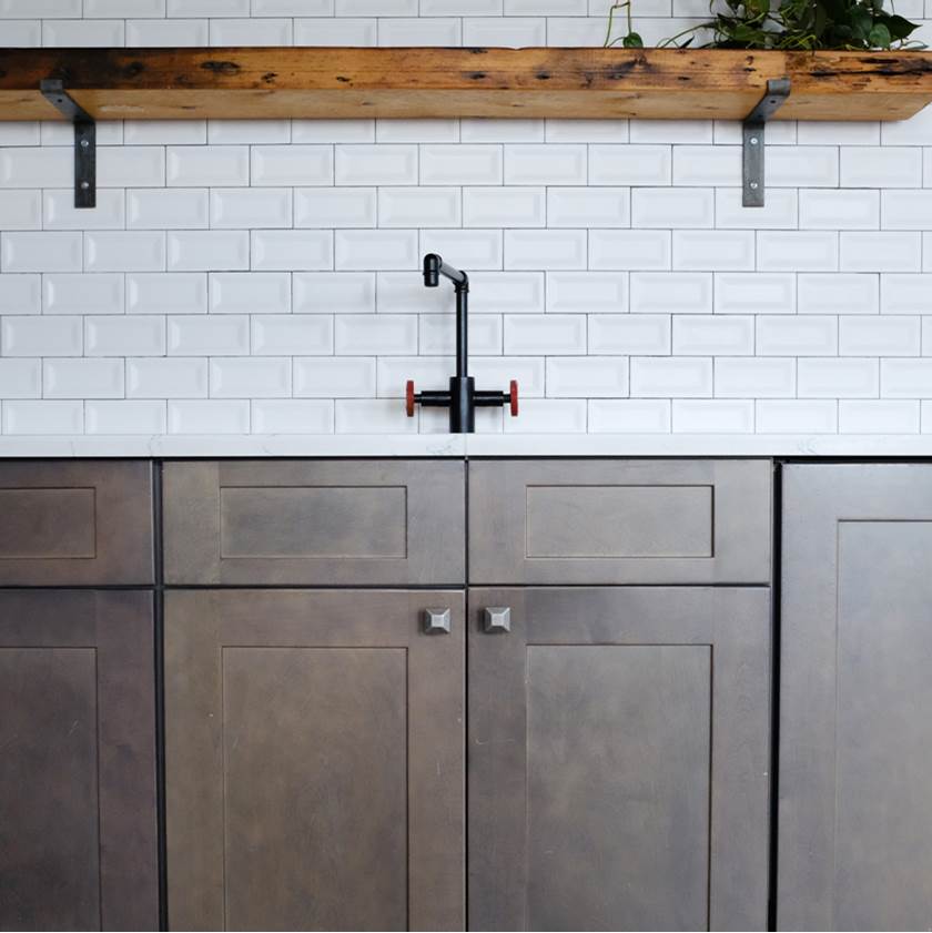 Diamond 1-3/8 in (35mm) Width Matte Black Cabinet Knob
