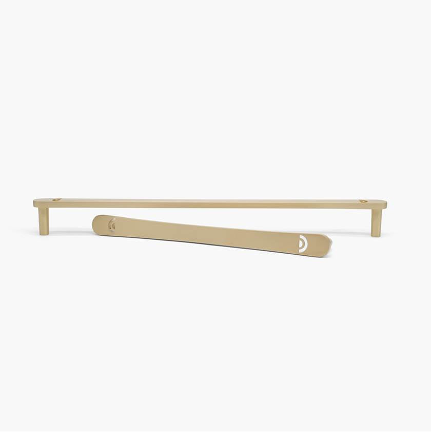 Horizon 18 in (457.2 mm) Center to Center Matte Black Appliance Pull