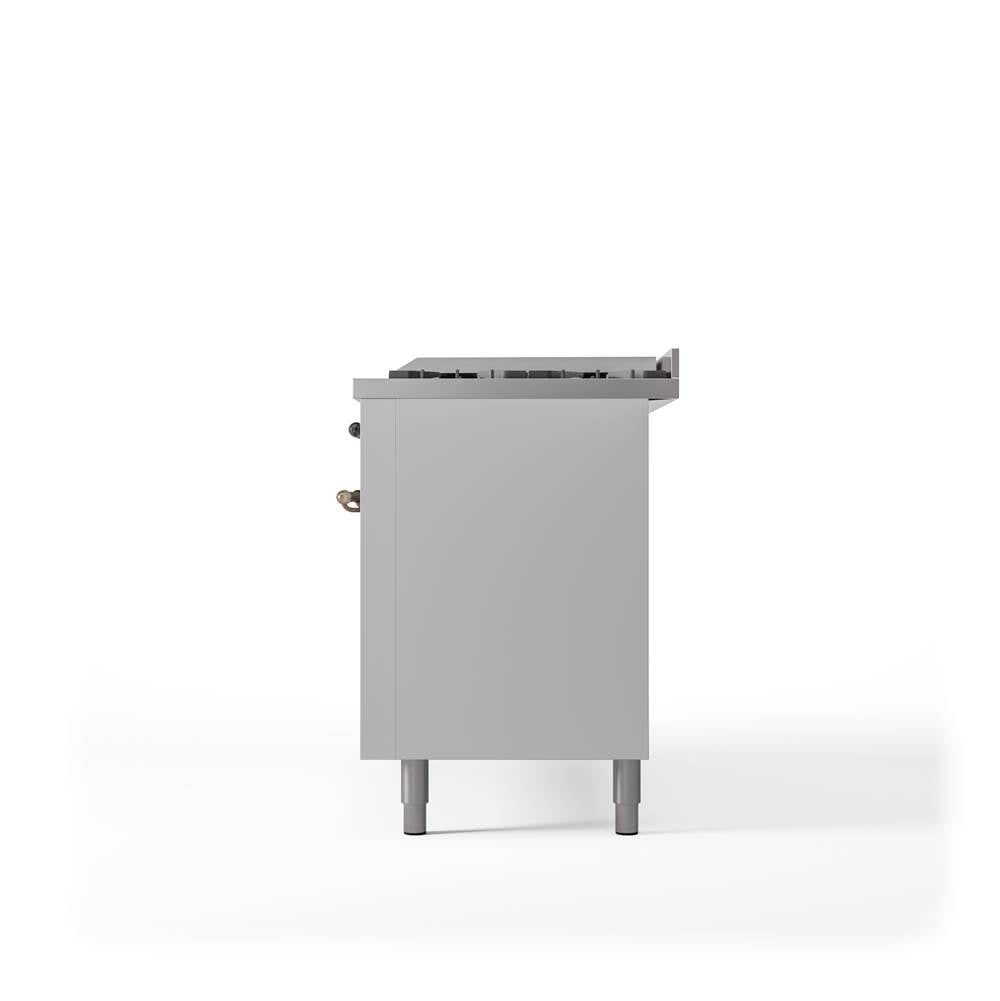 60'' Nostalgie II Series Freestanding Dual Fuel Range - Double Oven - White - Bronze trim - Griddle - Natural Gas