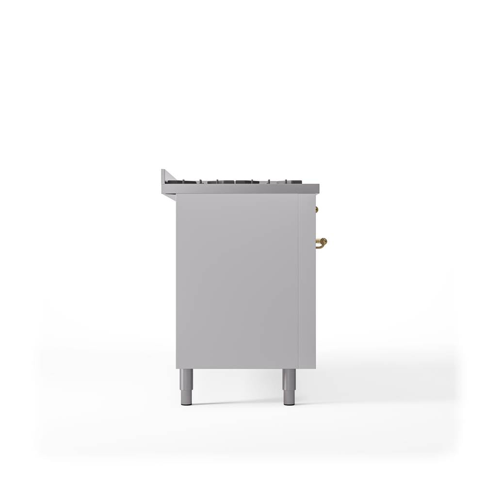 60'' Nostalgie II Series Freestanding Dual Fuel Range - Double Oven - White - Bronze trim - Griddle - Natural Gas