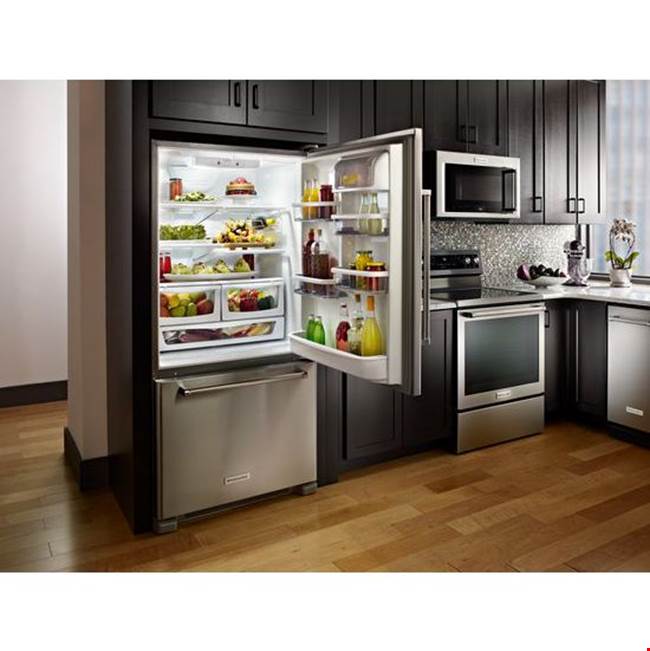 22 cu.ft. Standard-Depth Bottom-Freezer Refrigerator