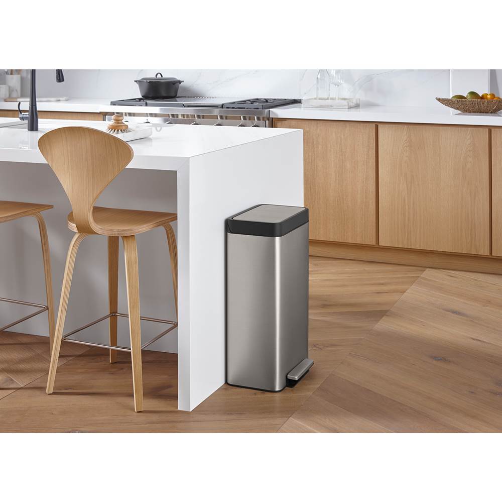 8-gallon loft stainless steel step trash can