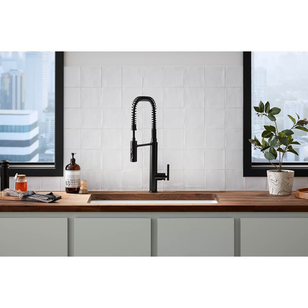 Purist Semi-professional kitchen sink faucet with three-function sprayhead