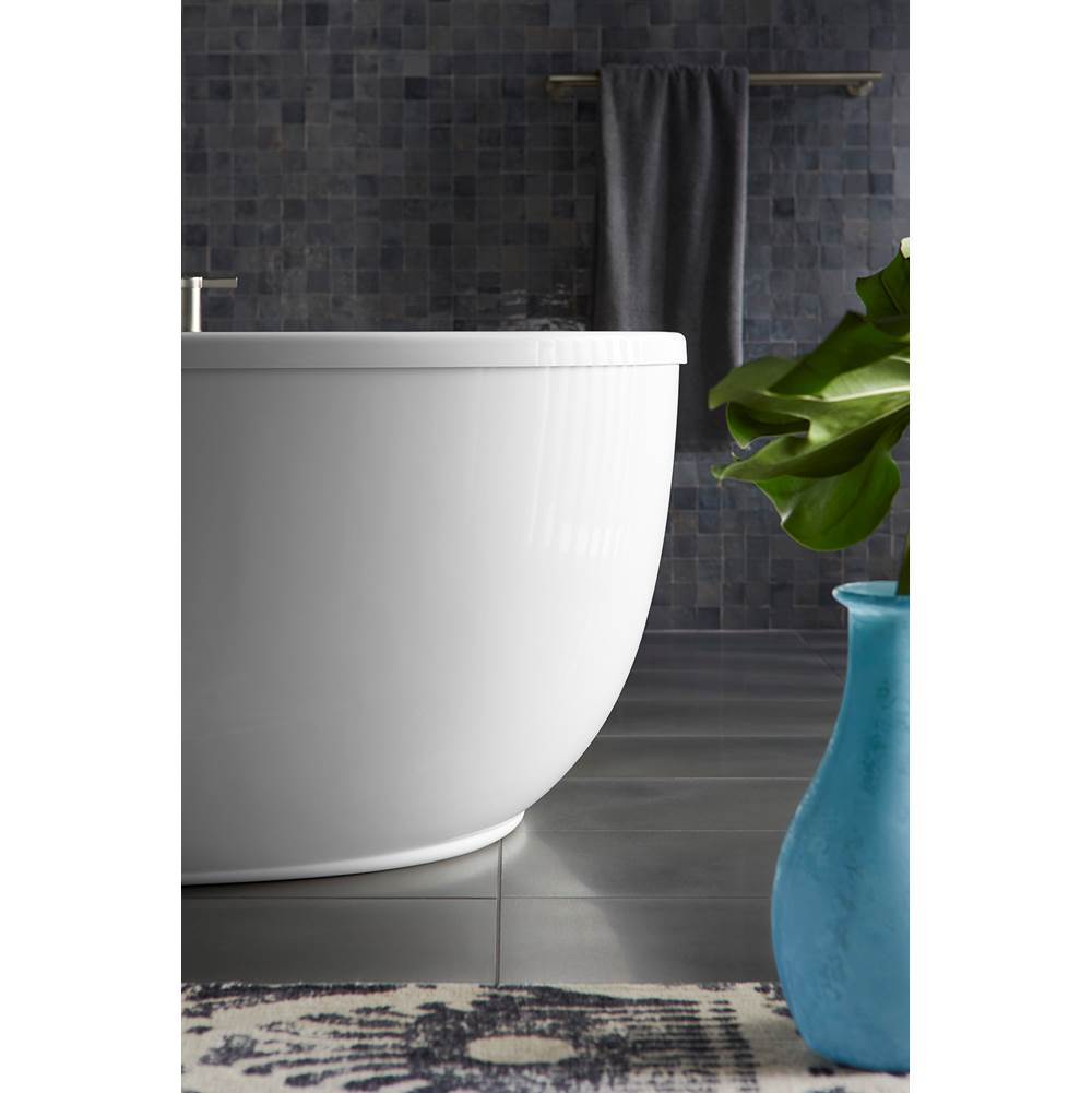 Sunstruck 60'' x 34'' freestanding bath with fluted shroud