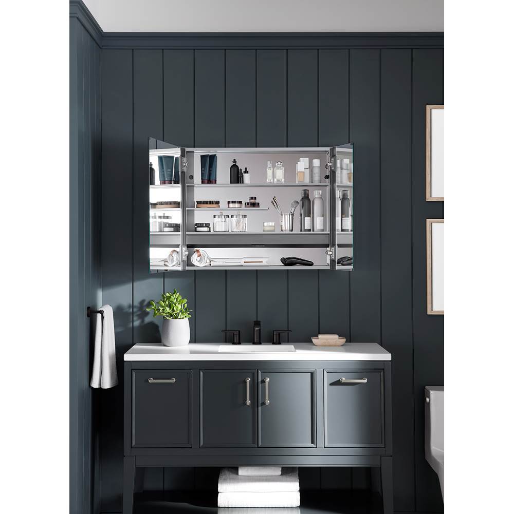 Maxstow 32'' x 24'' lighted medicine cabinet