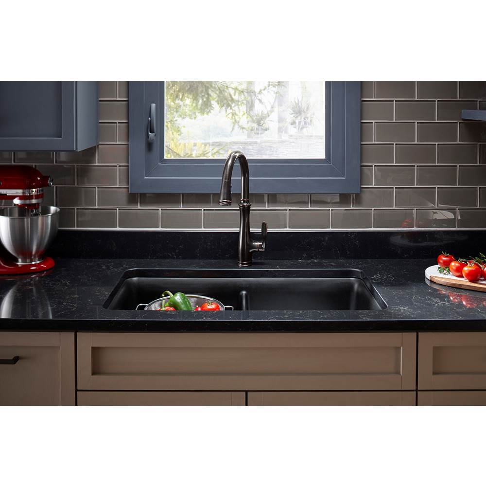 Bellera Pull-down kitchen sink faucet with three-function sprayhead