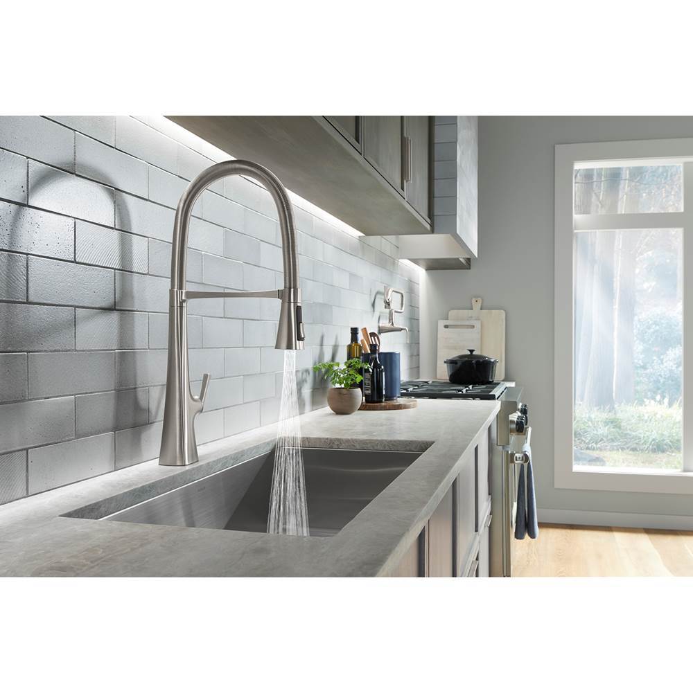 Graze Semi-professional kitchen sink faucet with three-function sprayhead