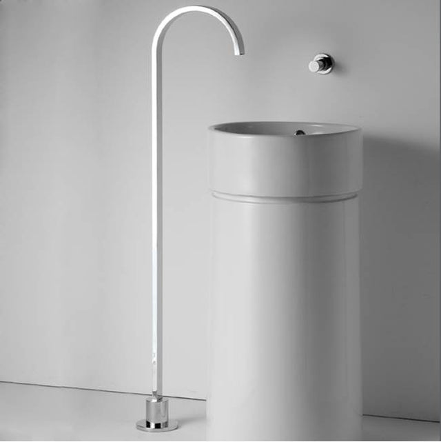 Lacava - Floor-standing spout and wall-mount mixer with knob handle. Includes rough-in and trim. Water flow rate: 4.2 gpm at 60 psi - Polished Chrome