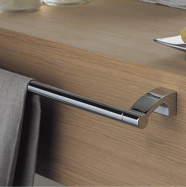 Lacava - Wall-mount towel bar made of chrome plated brass, 15 3/4''W - Polished Chrome