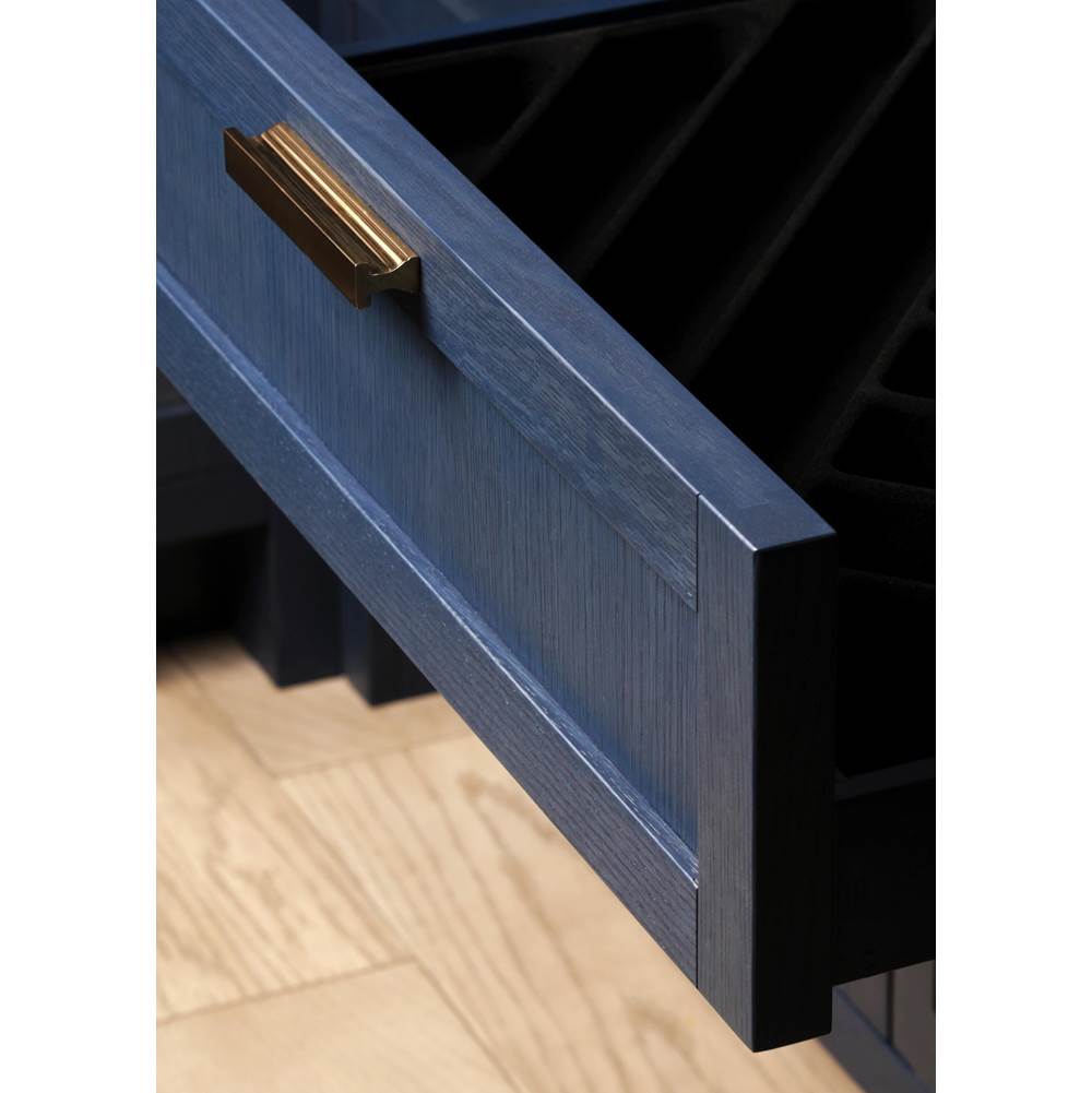 Lacava - Door or drawer pull . W: 4 1/2'', H: 5/8''. - Matte White