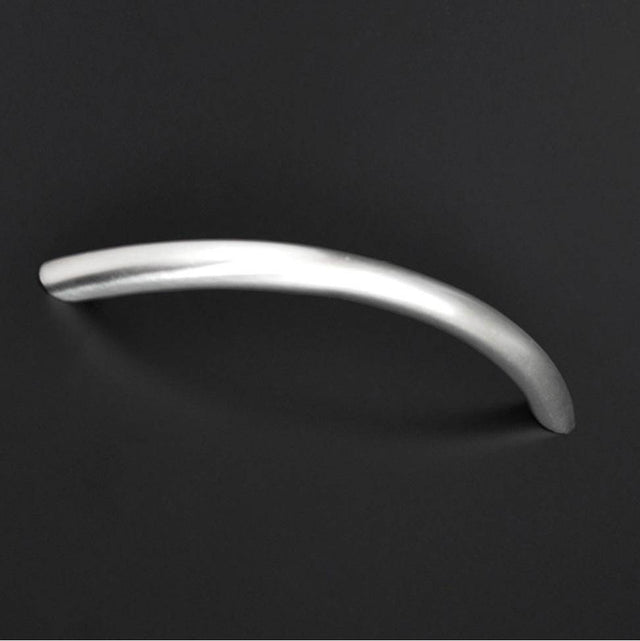Lacava - Curved pull 4 1/4'' - Matte White