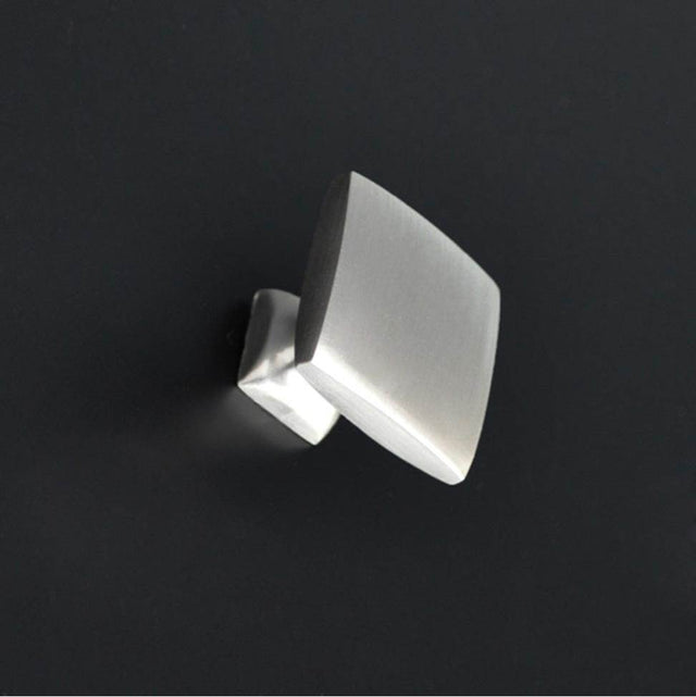 Lacava - Square knob 1 1/4'' W, 1 1/4'' H - Powder Coated Brass